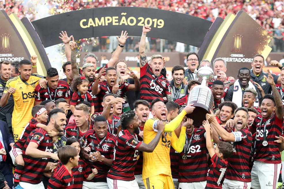 O Clamor do Povo Rubro-Negro: A Conquista Épica da Libertadores de 2019 pelo Mengão