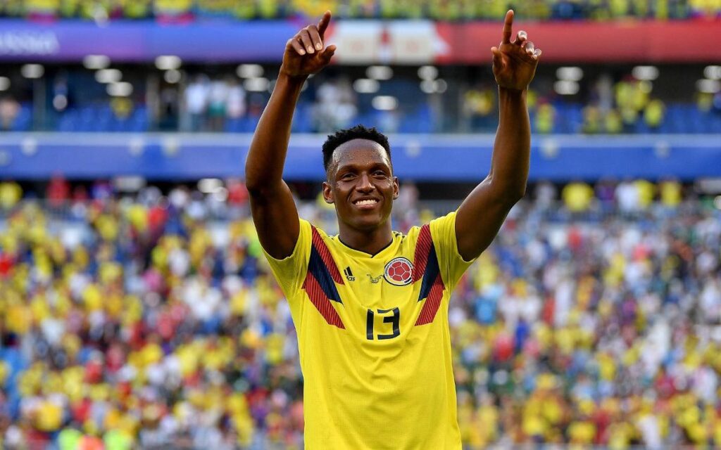 A Busca do Botafogo por um Zagueiro