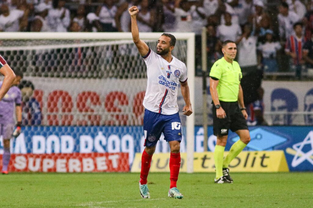 Derrota do Flu para o Bahia
